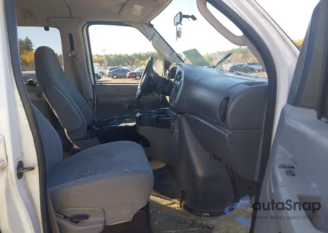 2008 Ford E-350 Super Duty Xl/Xlt z USA, uszkodzony, nr VIN 1FBSS31L98DB36794